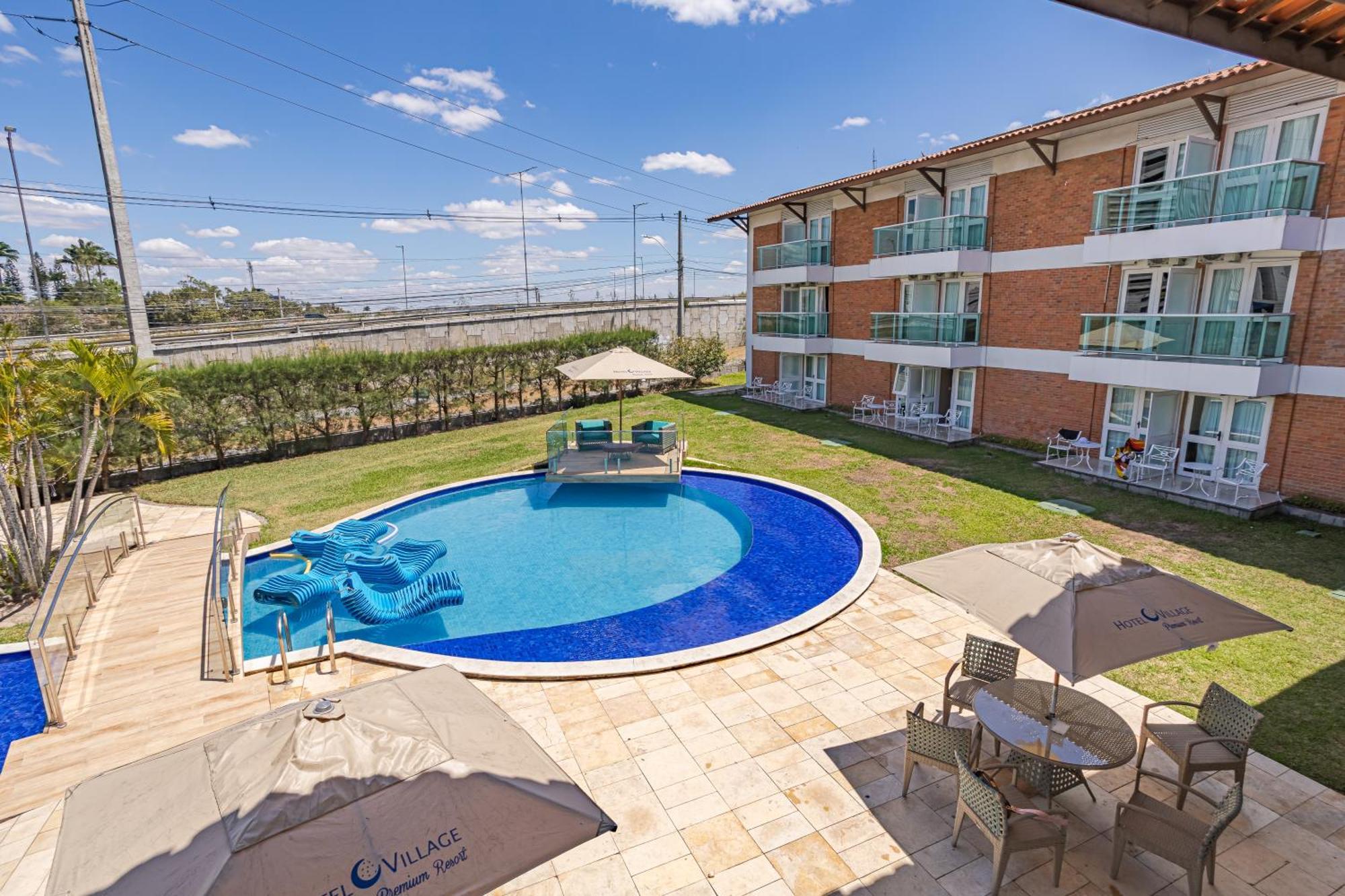 Hotel Village Premium كامبينا غراندي المظهر الخارجي الصورة